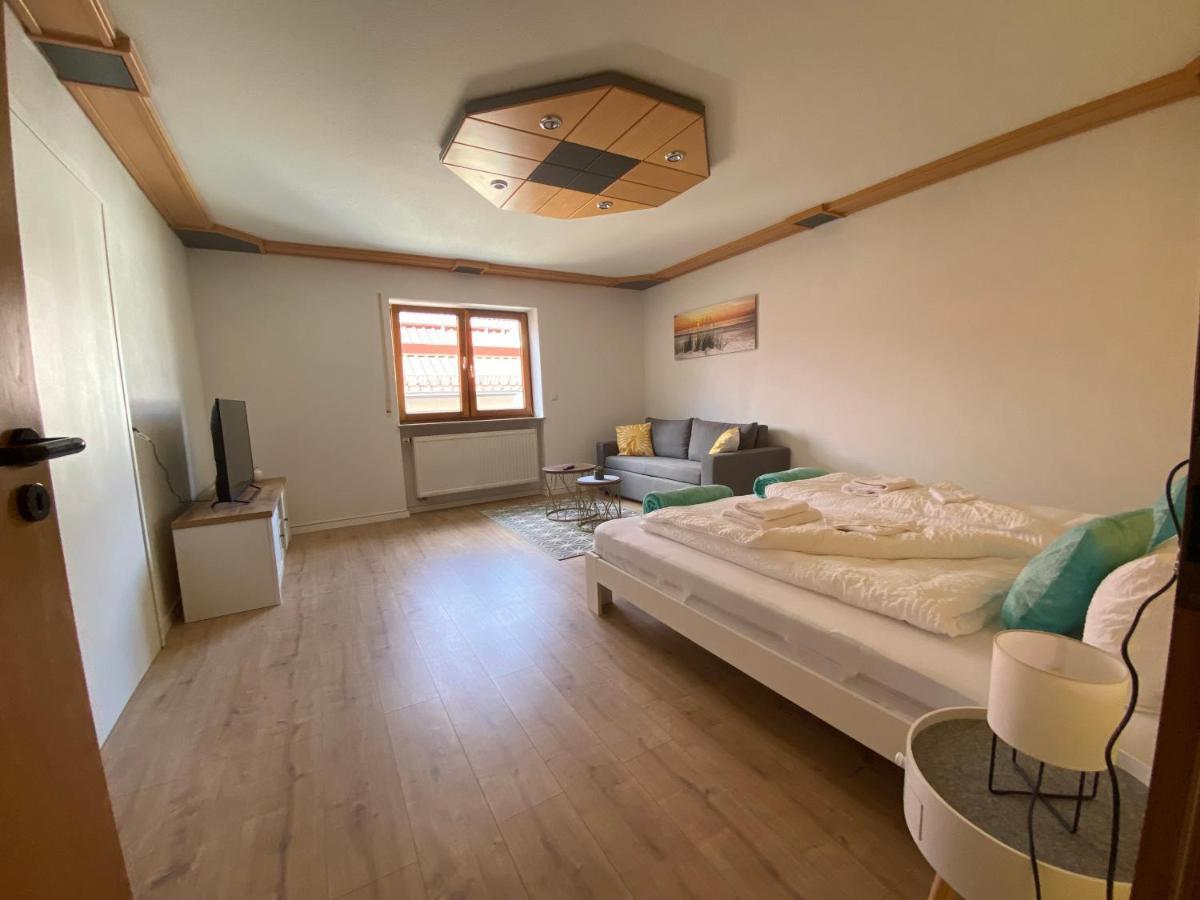 Ferien & Business Apartments Hohenfels Hohenfels  Bagian luar foto